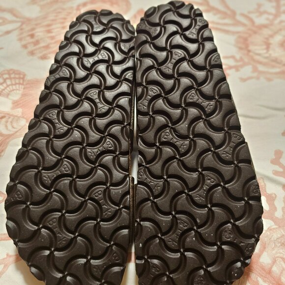 BIRKENSTOCK- Sydney-Birko-Flor - Graceful Taupe- VERY GENTLY USED - Picture 6 of 6